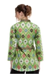 Green Blus Prada